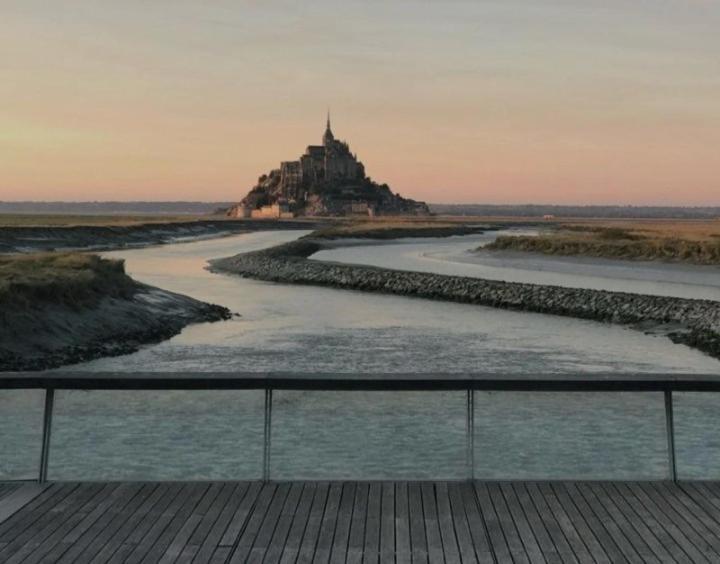 Vila Tante Adele Saint-Ouen-de-la-Rouerie Exteriér fotografie